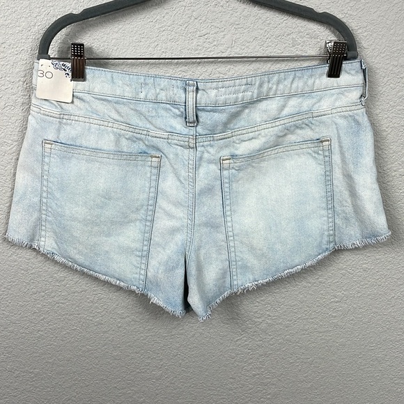 NWT Pilcro Anthropology Denim Micro Jean Shorts Light Wash Cut Off Sz 30 - Picture 7 of 14